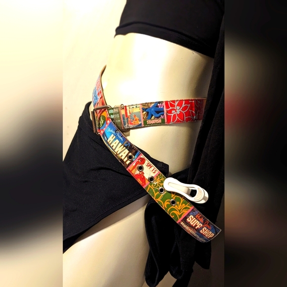Rare, unique beach surfer Y2K vintage rockability plastic belt graphic art large - Picture 15 of 15
